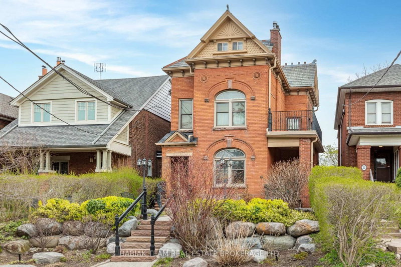 home for lease on Unit 3-24A Woodside Avenue