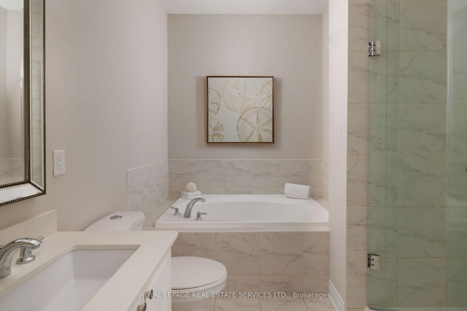 3353 Liptay Avenue • #26 • Oakville, ON photo 25