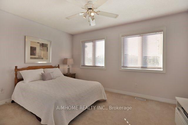 390 Grovehill Road • Oakville, ON photo 10