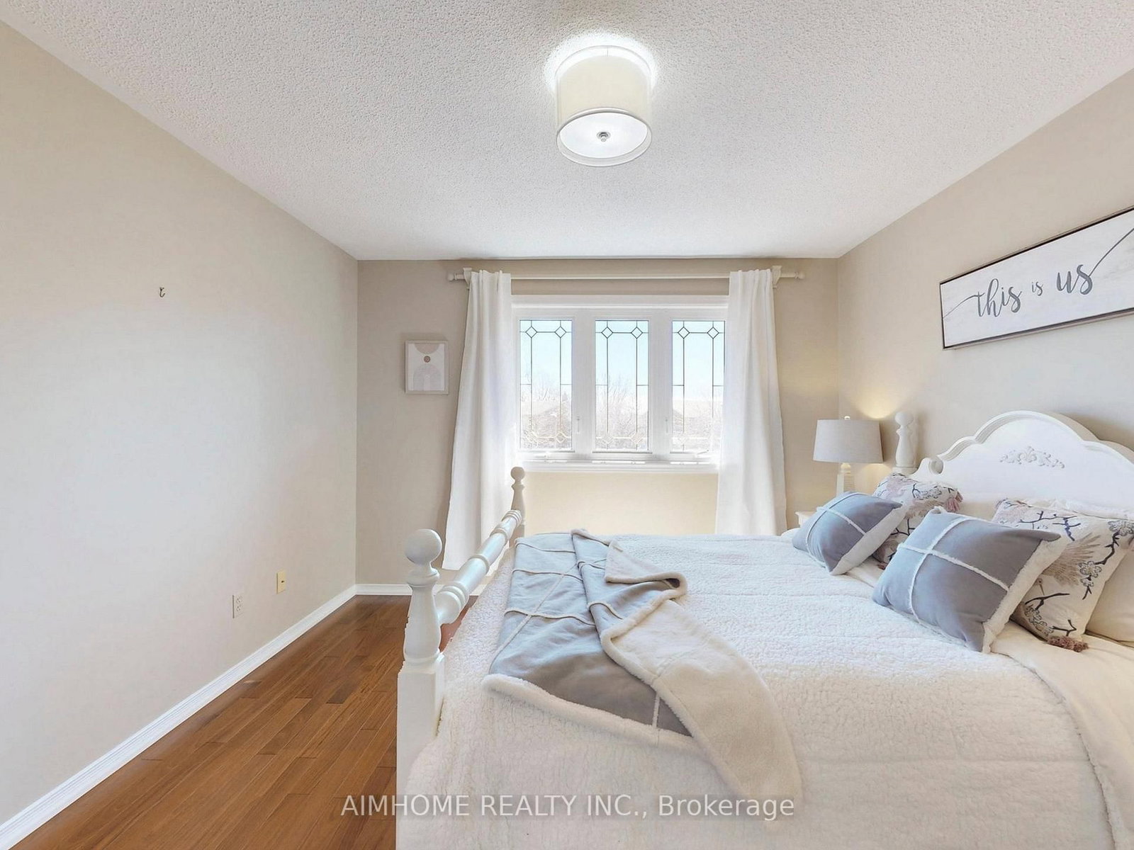 1417 Greendale Terrace • Oakville, ON photo 37
