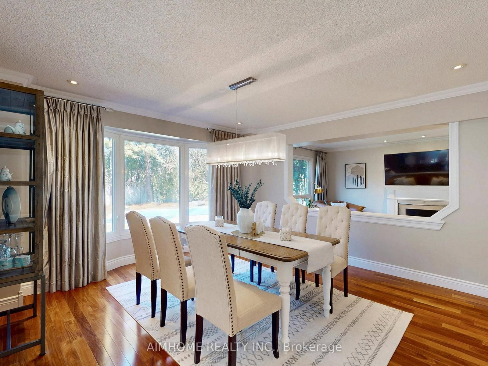1417 Greendale Terrace • Oakville, ON photo 8