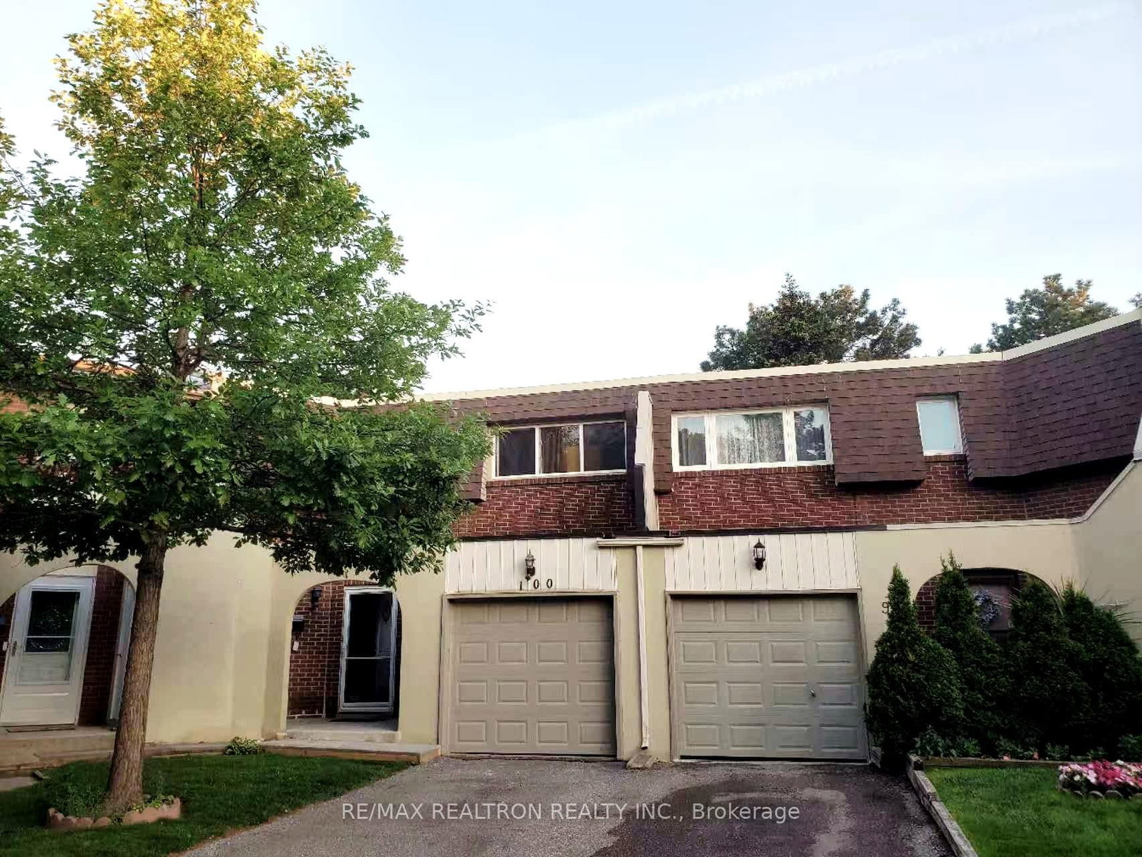 1180 Mississauga Valley Boulevard • #100 • Mississauga, ON photo 1