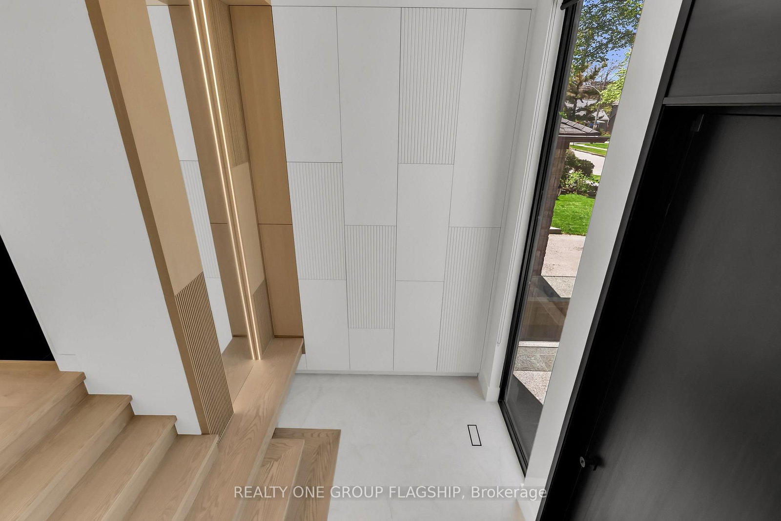 7 Bentley Drive • Toronto, ON photo 11