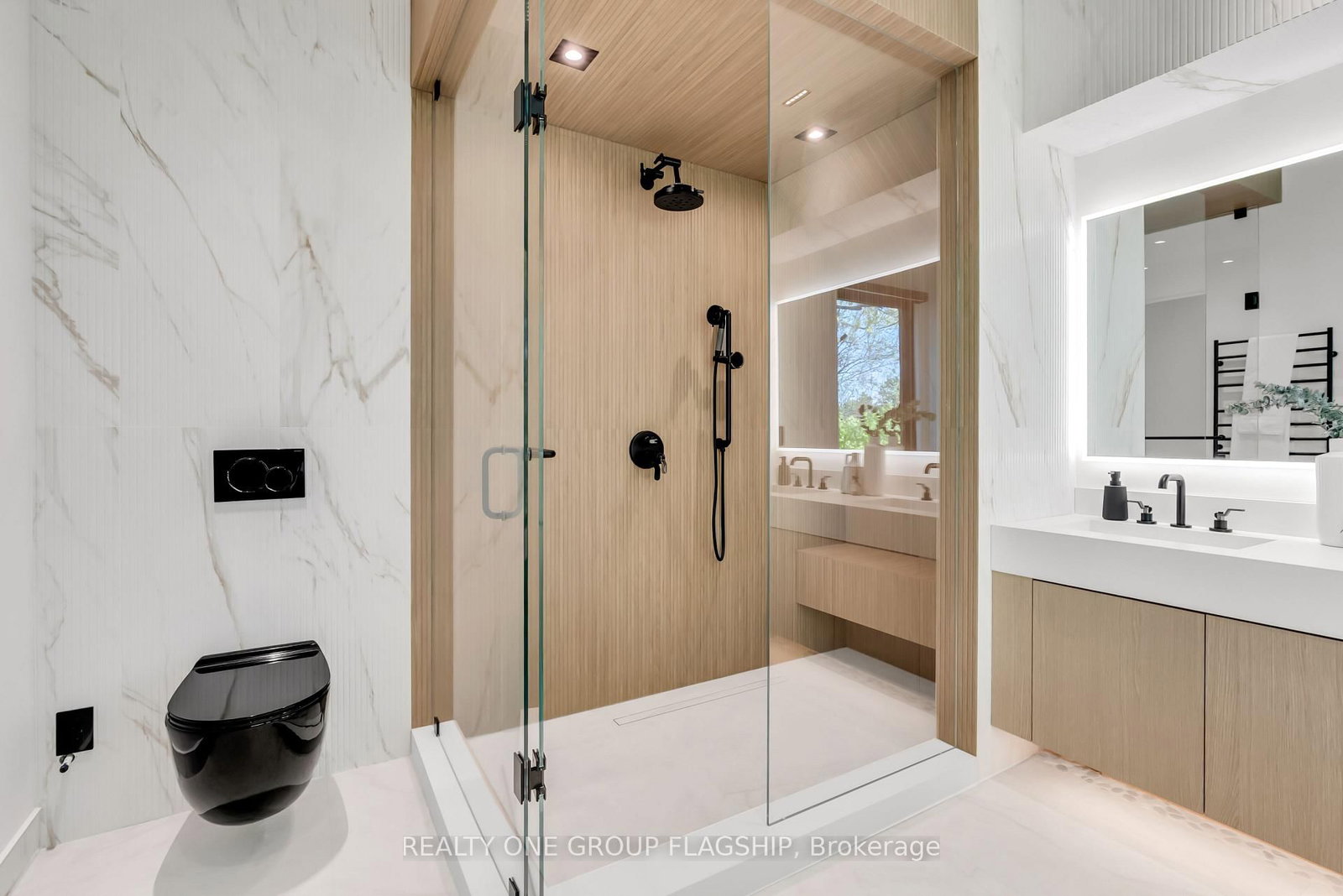 7 Bentley Drive • Toronto, ON photo 27