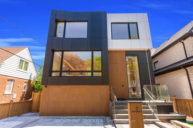7 Bentley Drive