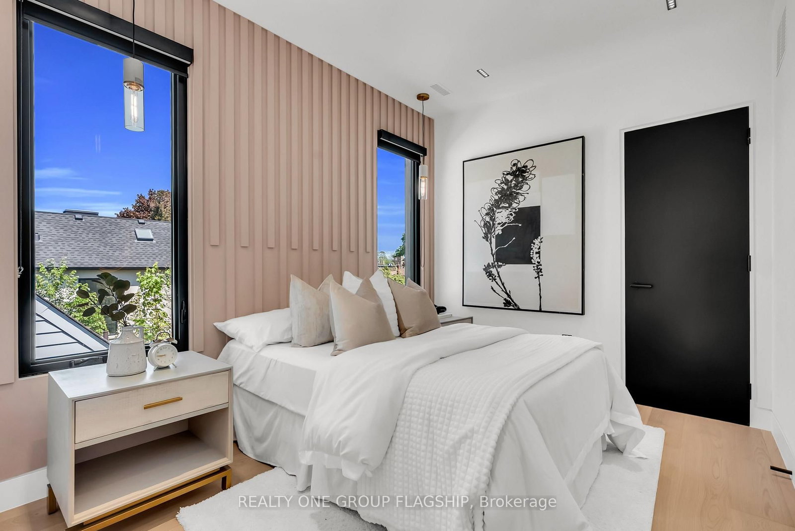 7 Bentley Drive • Toronto, ON photo 32
