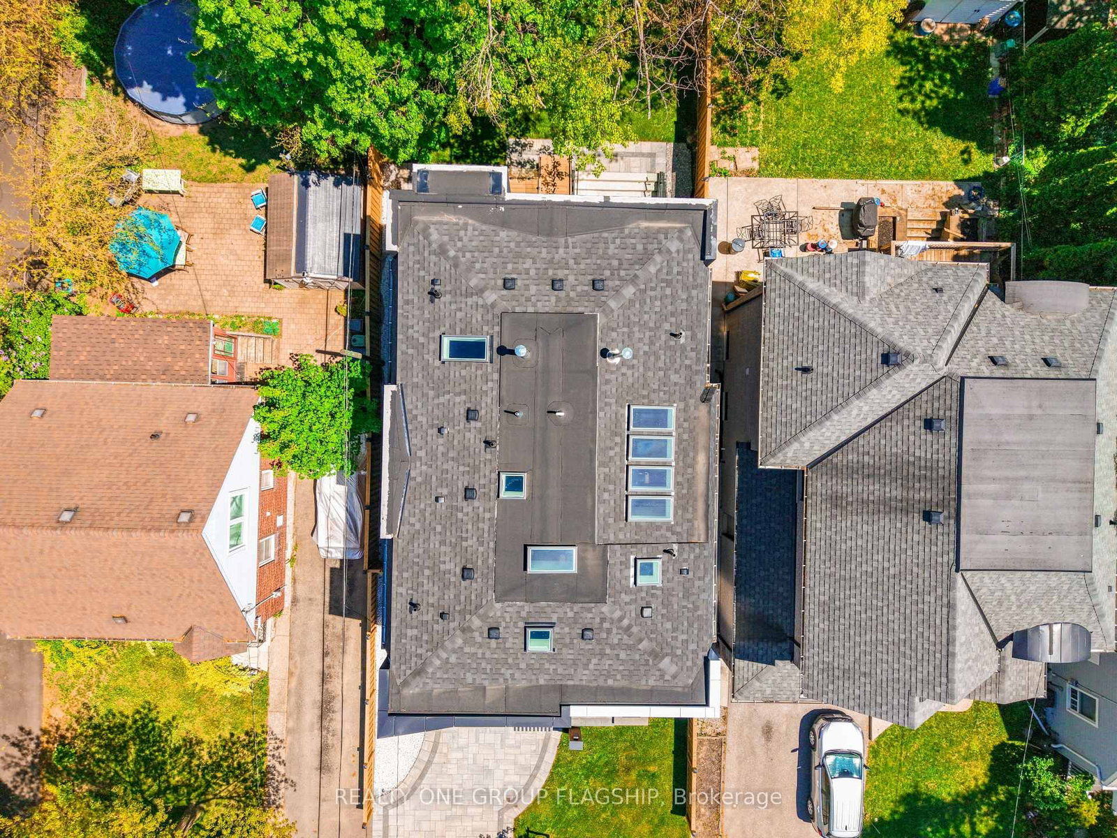7 Bentley Drive • Toronto, ON photo 40