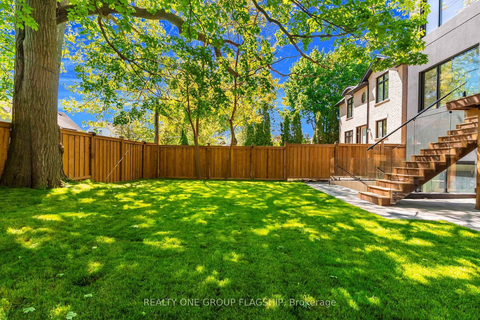 7 Bentley Drive • Toronto, ON photo 45
