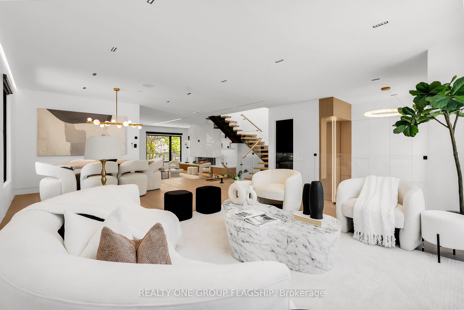 7 Bentley Drive • Toronto, ON photo 9