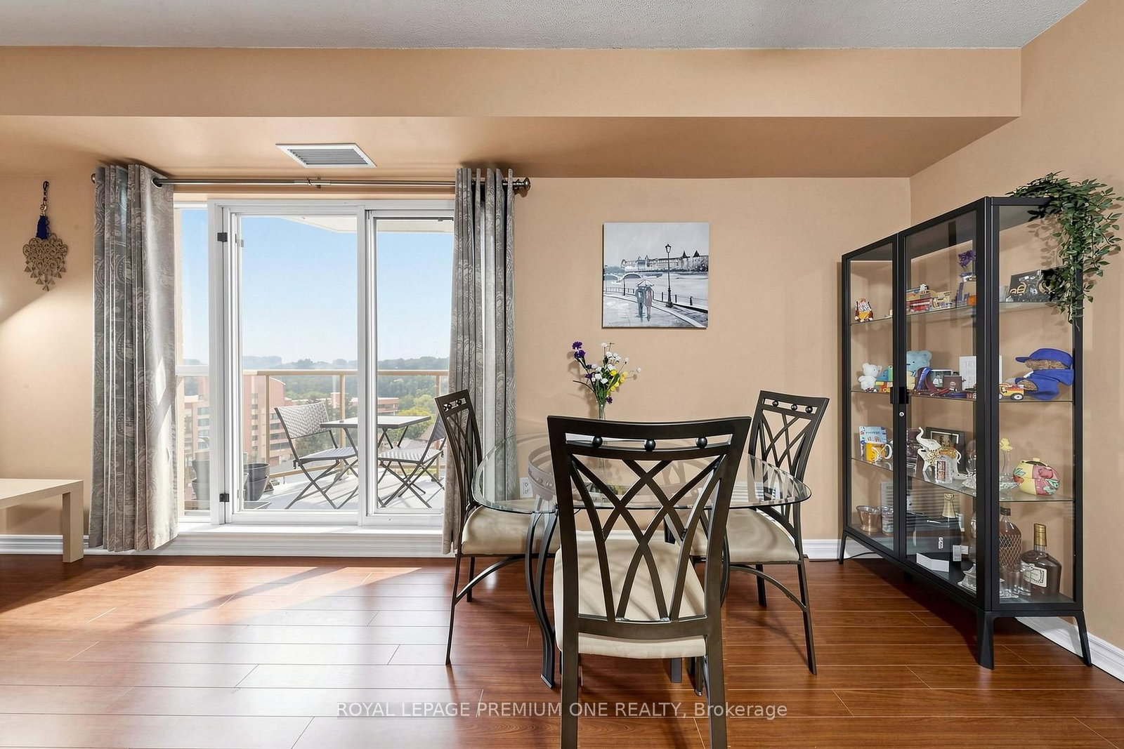 2088 Lawrence Avenue W • #808 • Toronto, ON photo 16
