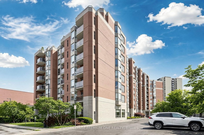 808 - 2088 Lawrence Avenue W