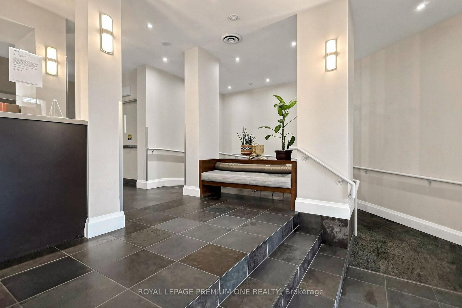 2088 Lawrence Avenue W • #808 • Toronto, ON photo 5
