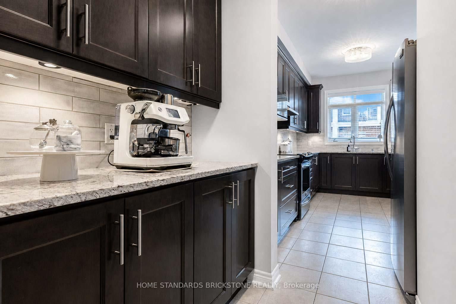 3058 Eberly Woods Drive • Oakville, ON photo 10