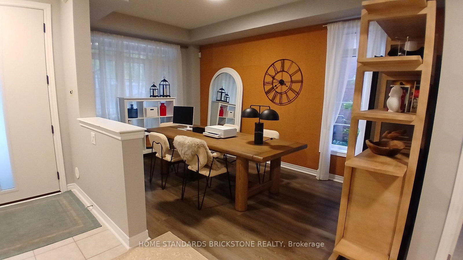 3058 Eberly Woods Drive • Oakville, ON photo 5