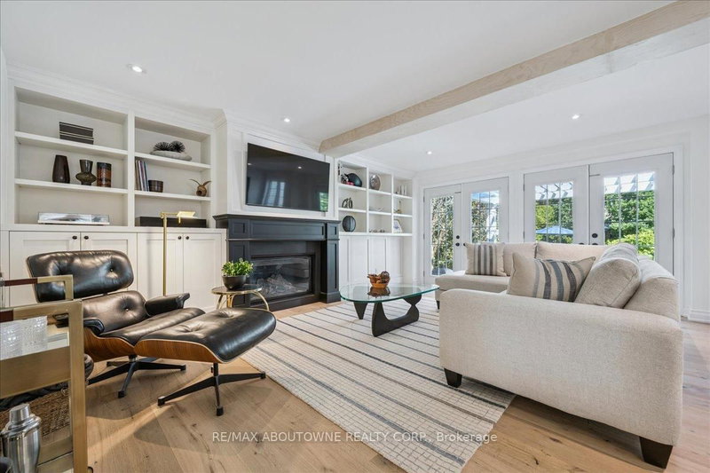 489 Rebecca Oakville,ON L6K 1K8 — Photo 16