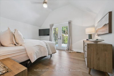 489 Rebecca Oakville,ON L6K 1K8 — Photo 23