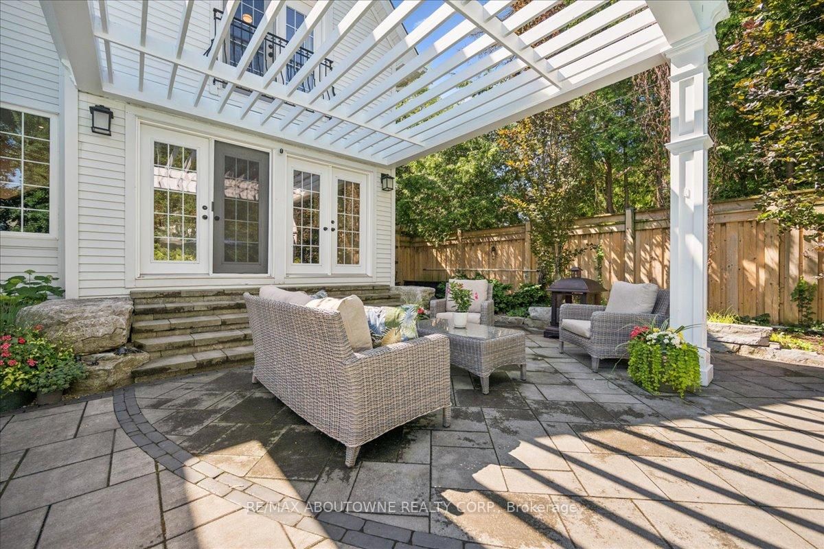 489 Rebecca Street • Oakville, ON photo 41