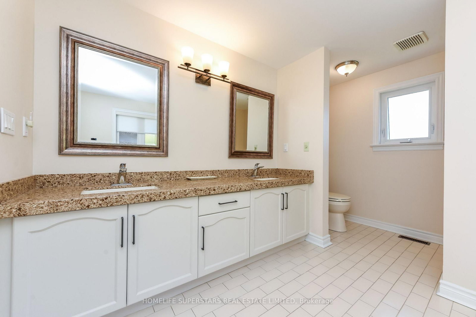 168 River Oaks Boulevard E • Oakville, ON photo 35