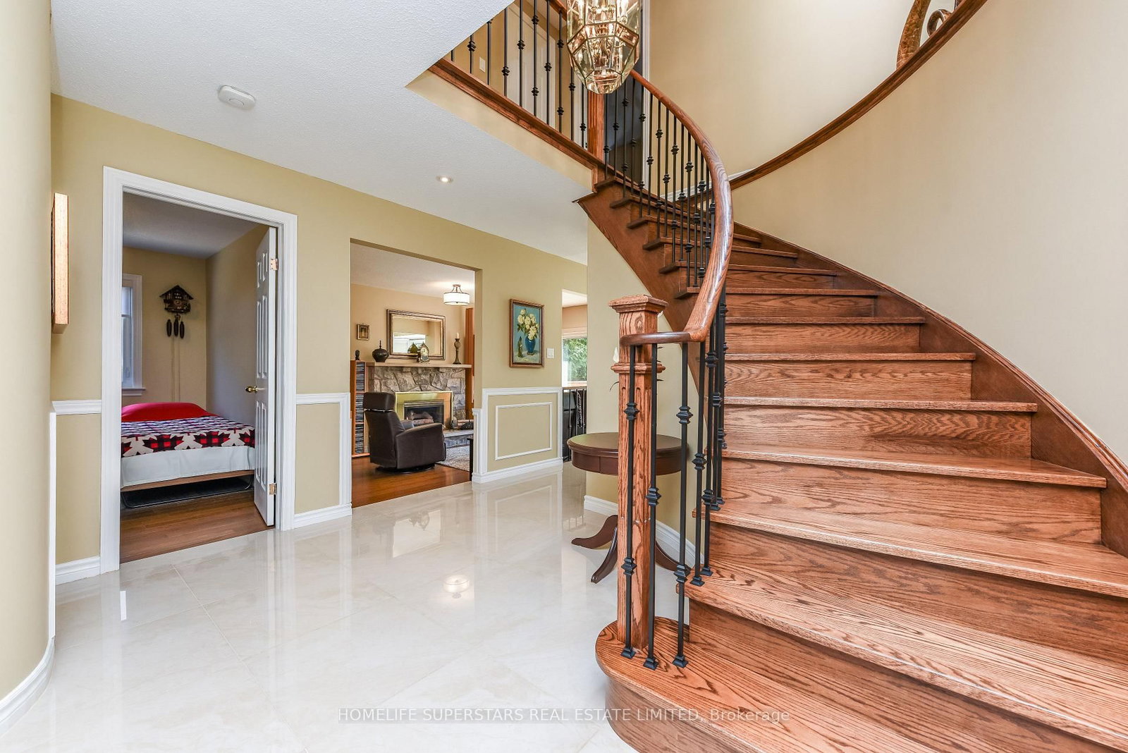 168 River Oaks Boulevard E • Oakville, ON photo 5