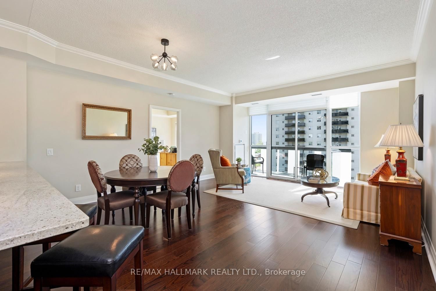 1 Hurontario Mississauga,ON L5G 0A3 — Photo 13