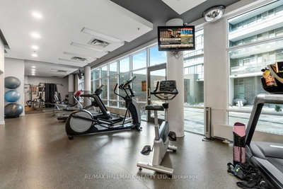 1 Hurontario Mississauga,ON L5G 0A3 — Photo 27