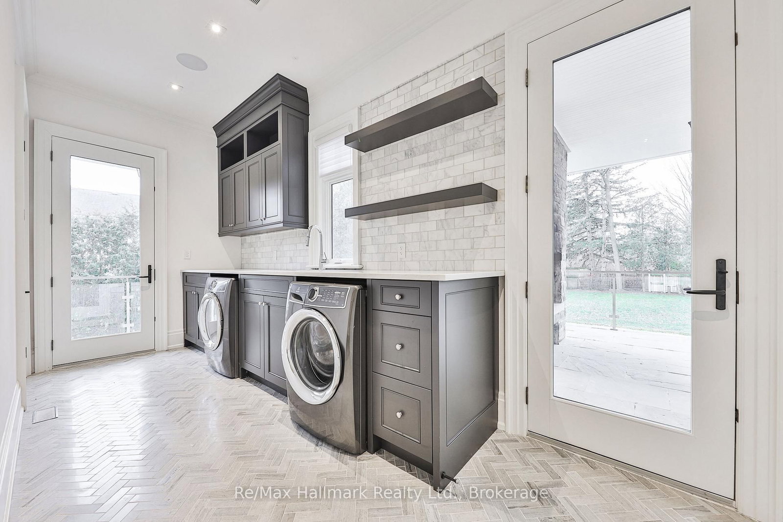 482 Morrison Rd, Oakville, view 18