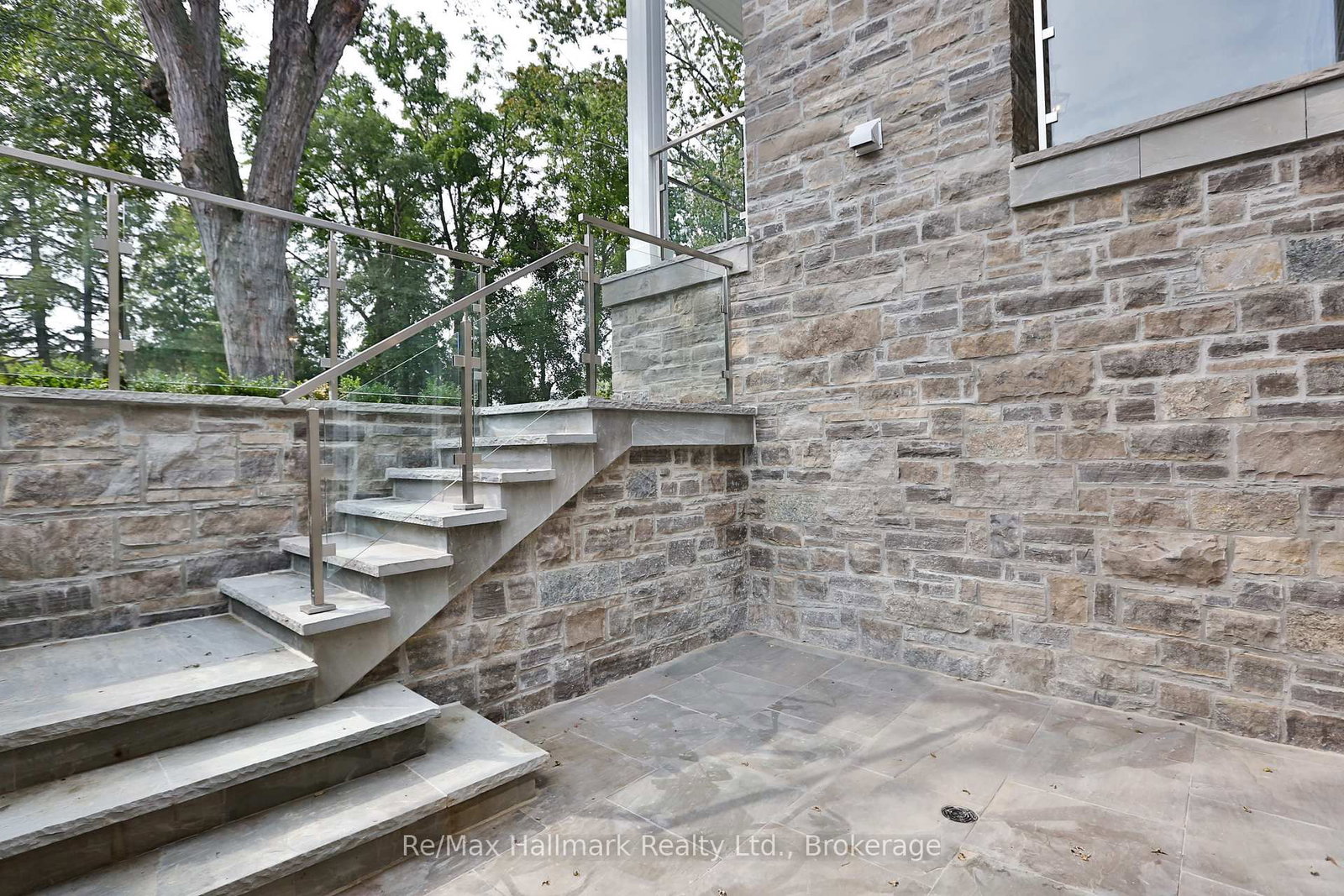 482 Morrison Rd, Oakville, view 3