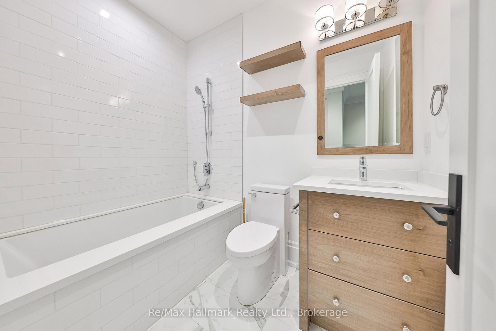 482 Morrison Rd, Oakville, view 33