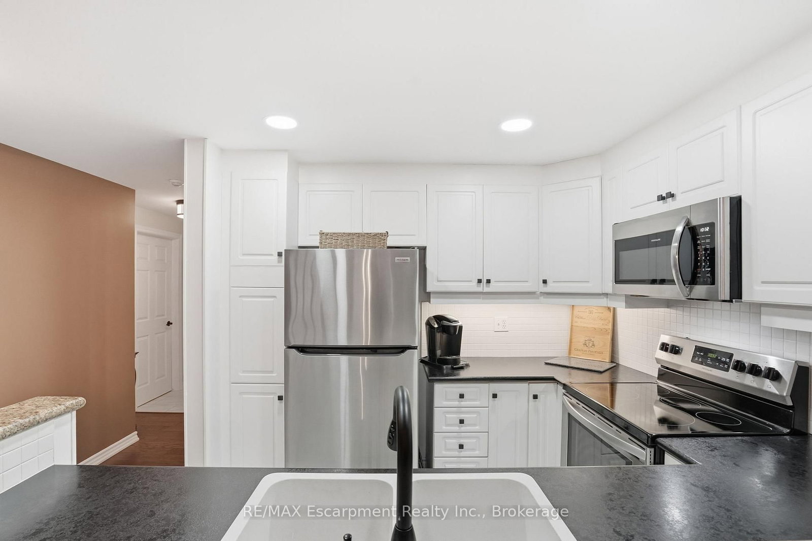 5188 Lakeshore Road • #310 • Burlington, ON photo 13