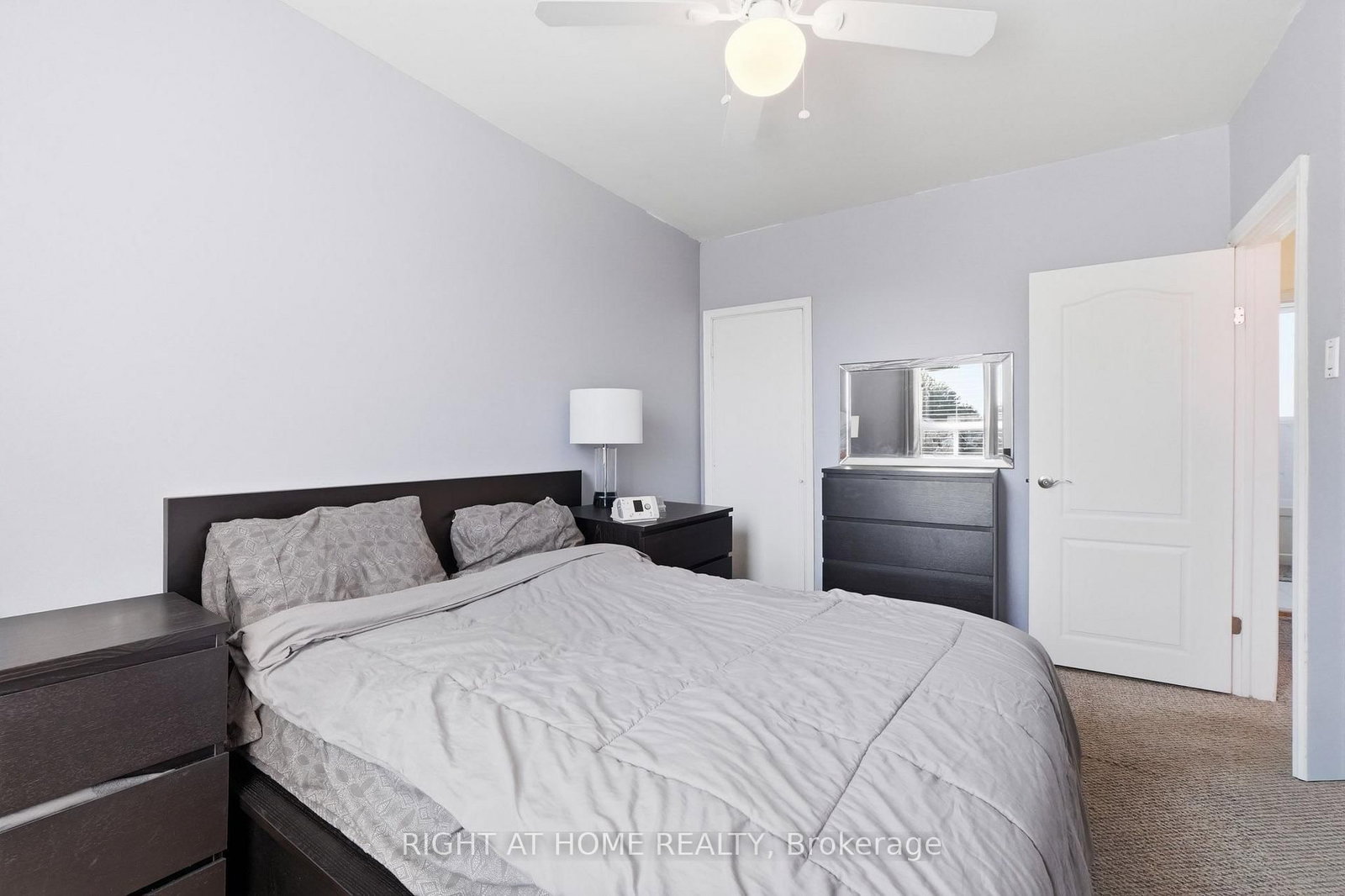 16 Greendale Avenue • Toronto, ON photo 23