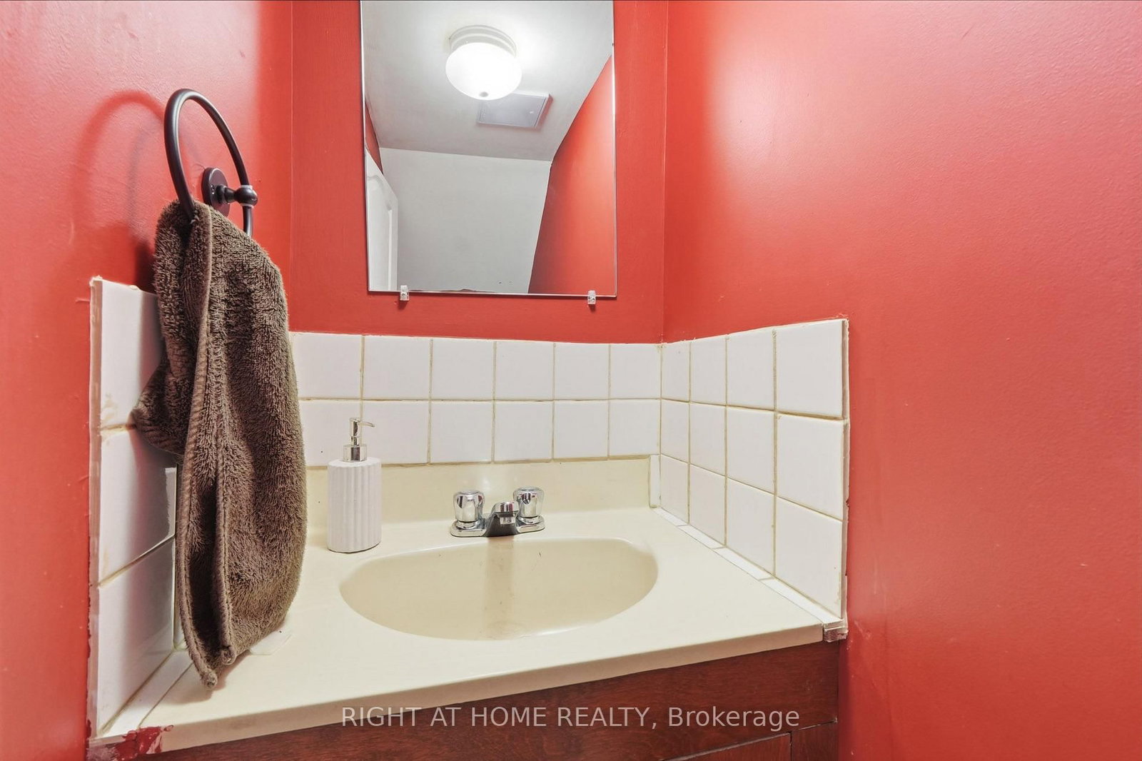 16 Greendale Avenue • Toronto, ON photo 33