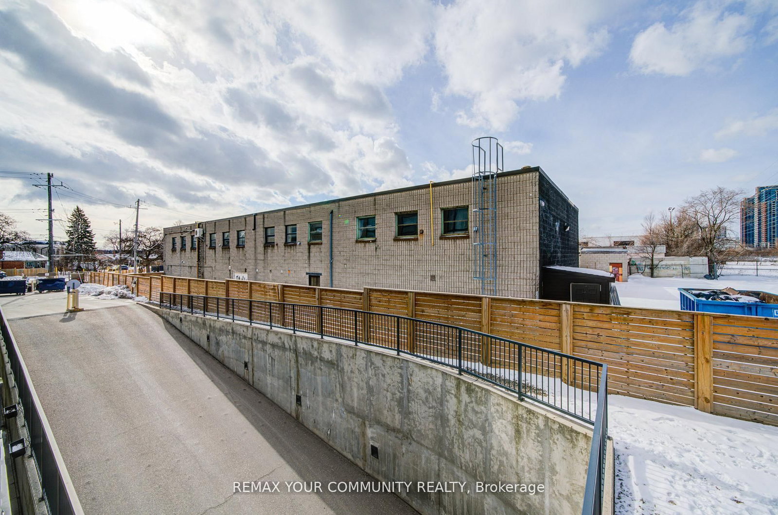 34 Fieldway Road • #146 • Toronto, ON photo 27