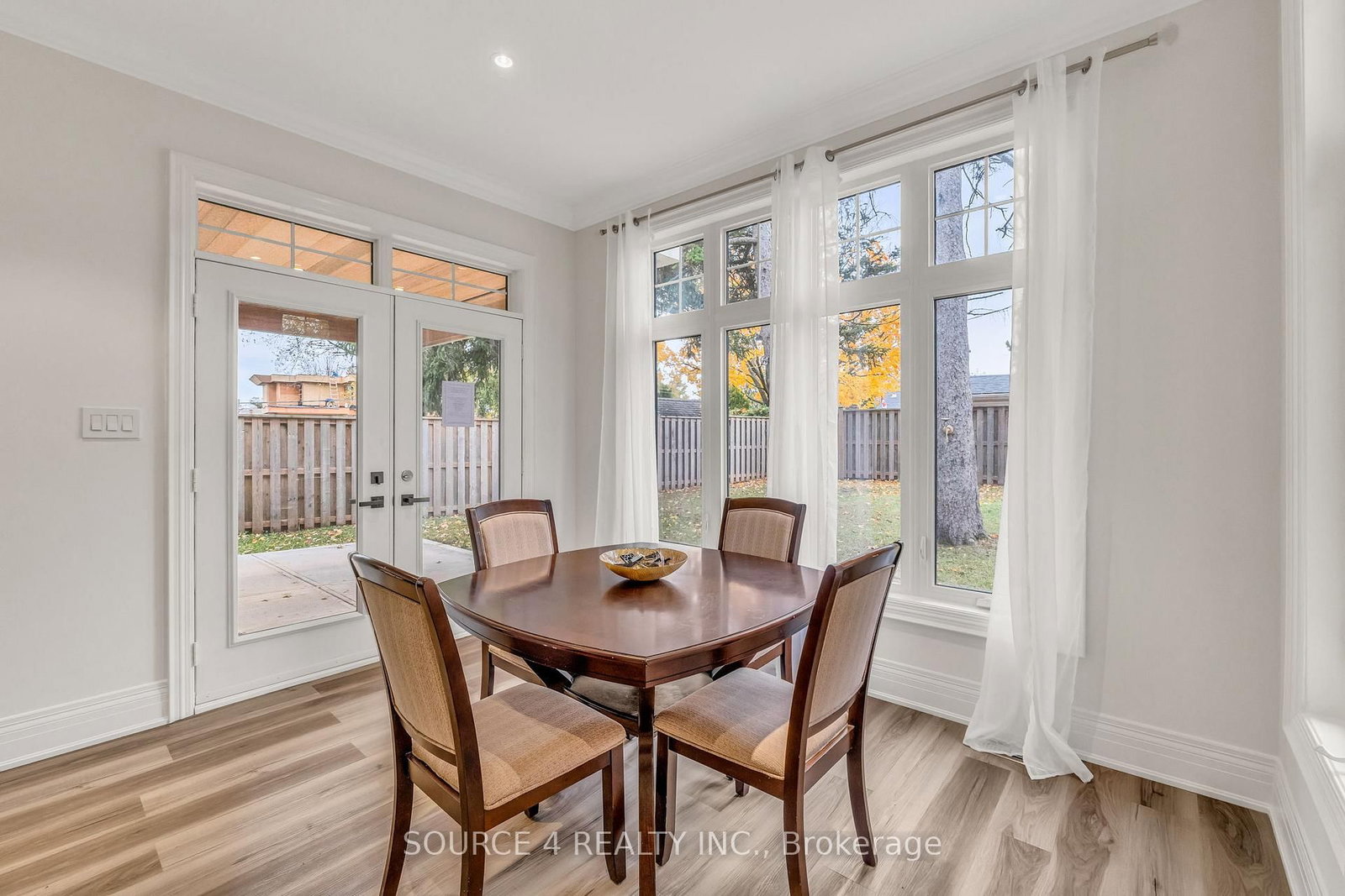 1409 Tansley Oakville,ON L6L 2N6 — Photo 13