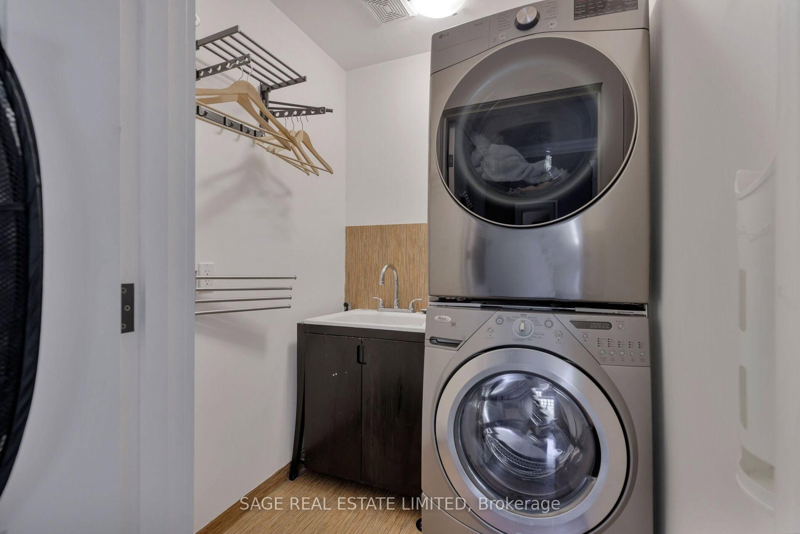 39 Loyalist Road • Toronto, ON photo 30