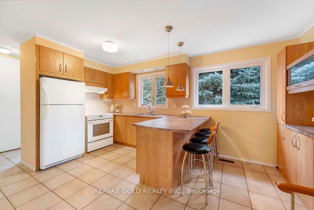 29 Carberry Crescent • Brampton, ON photo 13