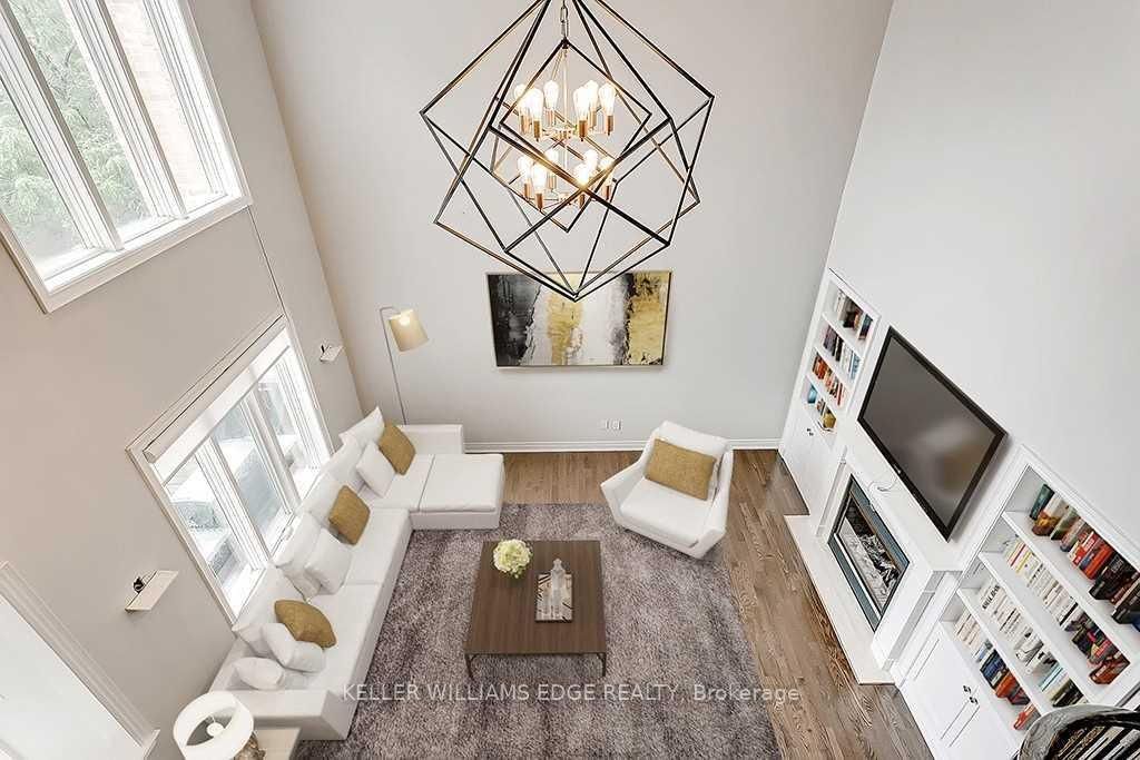2384 Rock Point Drive • Oakville, ON photo 11