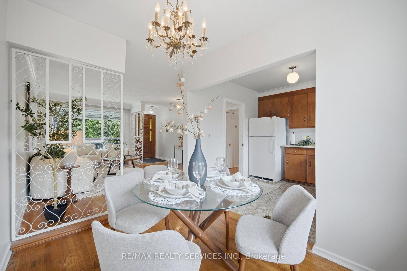 27 Edgemont Drive • Brampton, ON photo 17