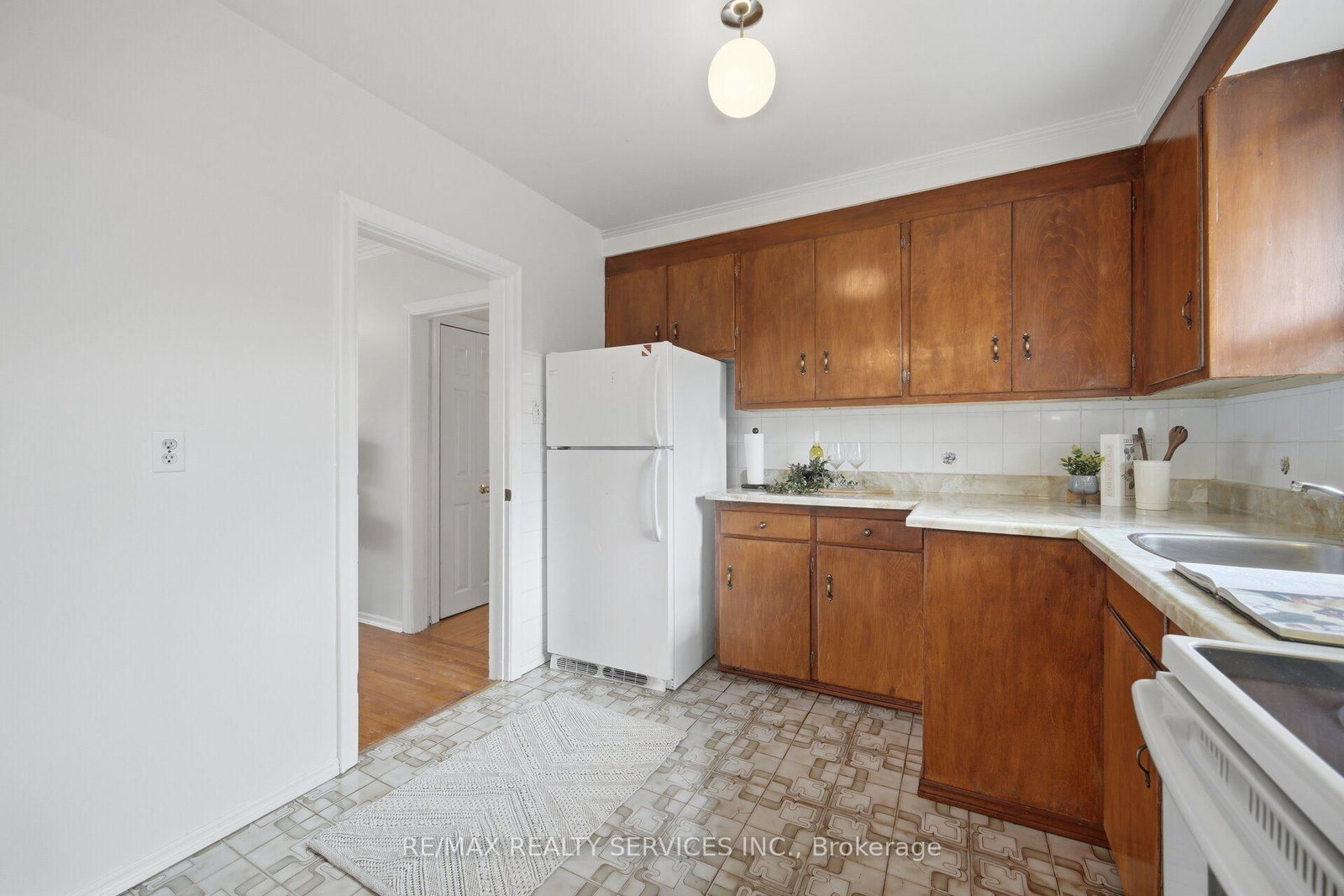 27 Edgemont Drive • Brampton, ON photo 20