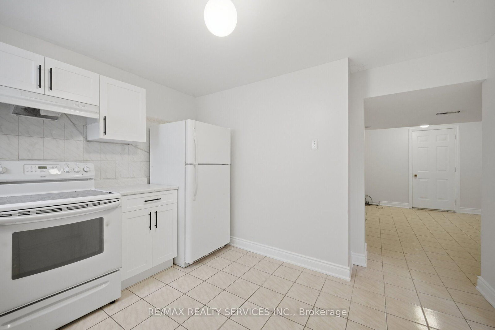27 Edgemont Drive • Brampton, ON photo 34
