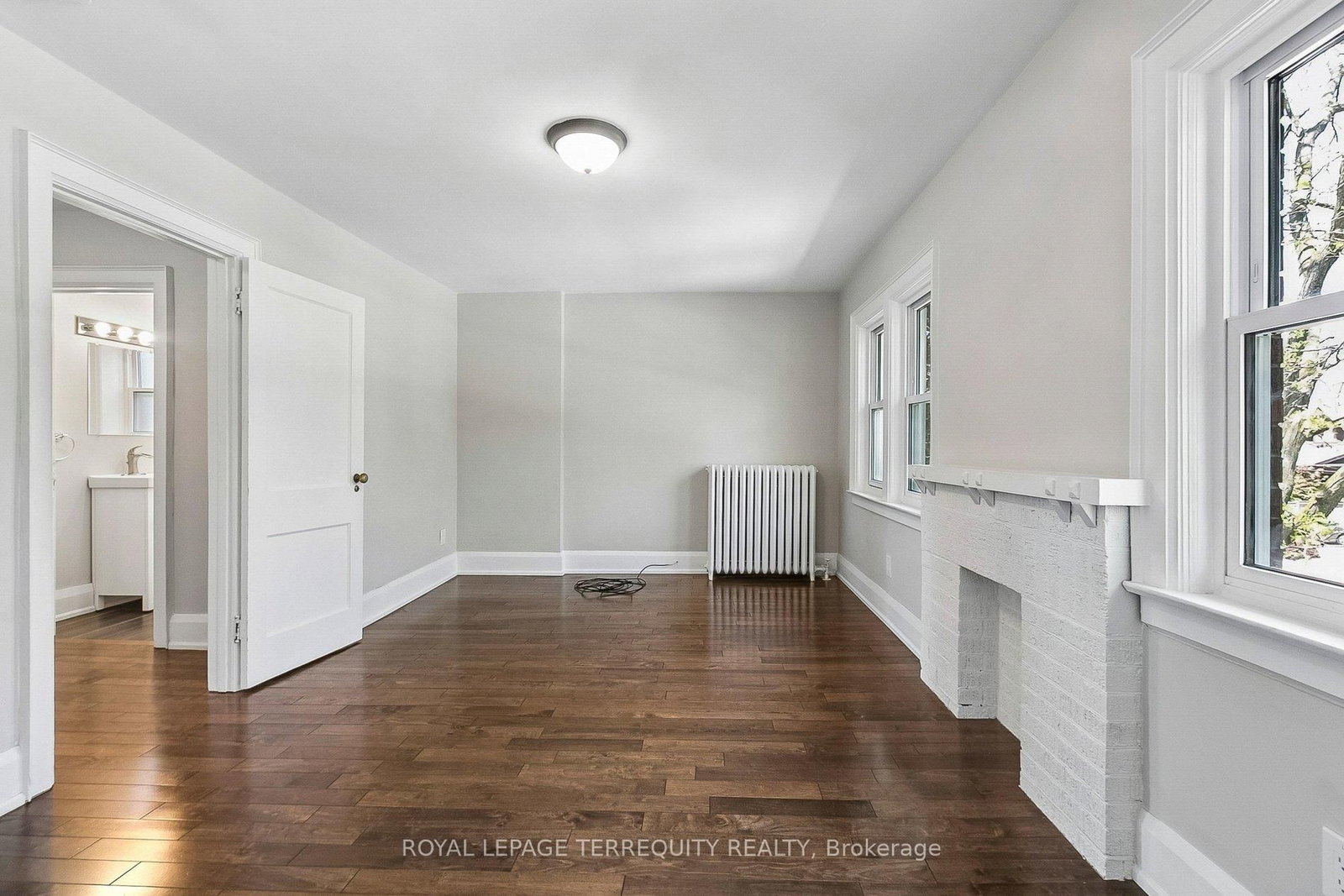 407 Annette Street • Toronto, ON photo 28