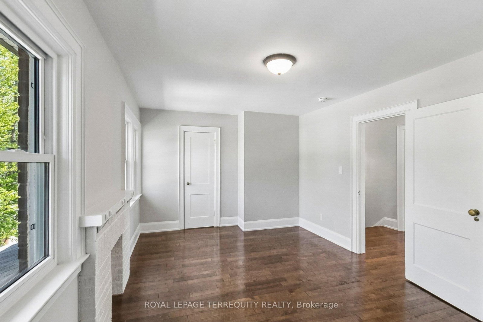 407 Annette Street • Toronto, ON photo 30