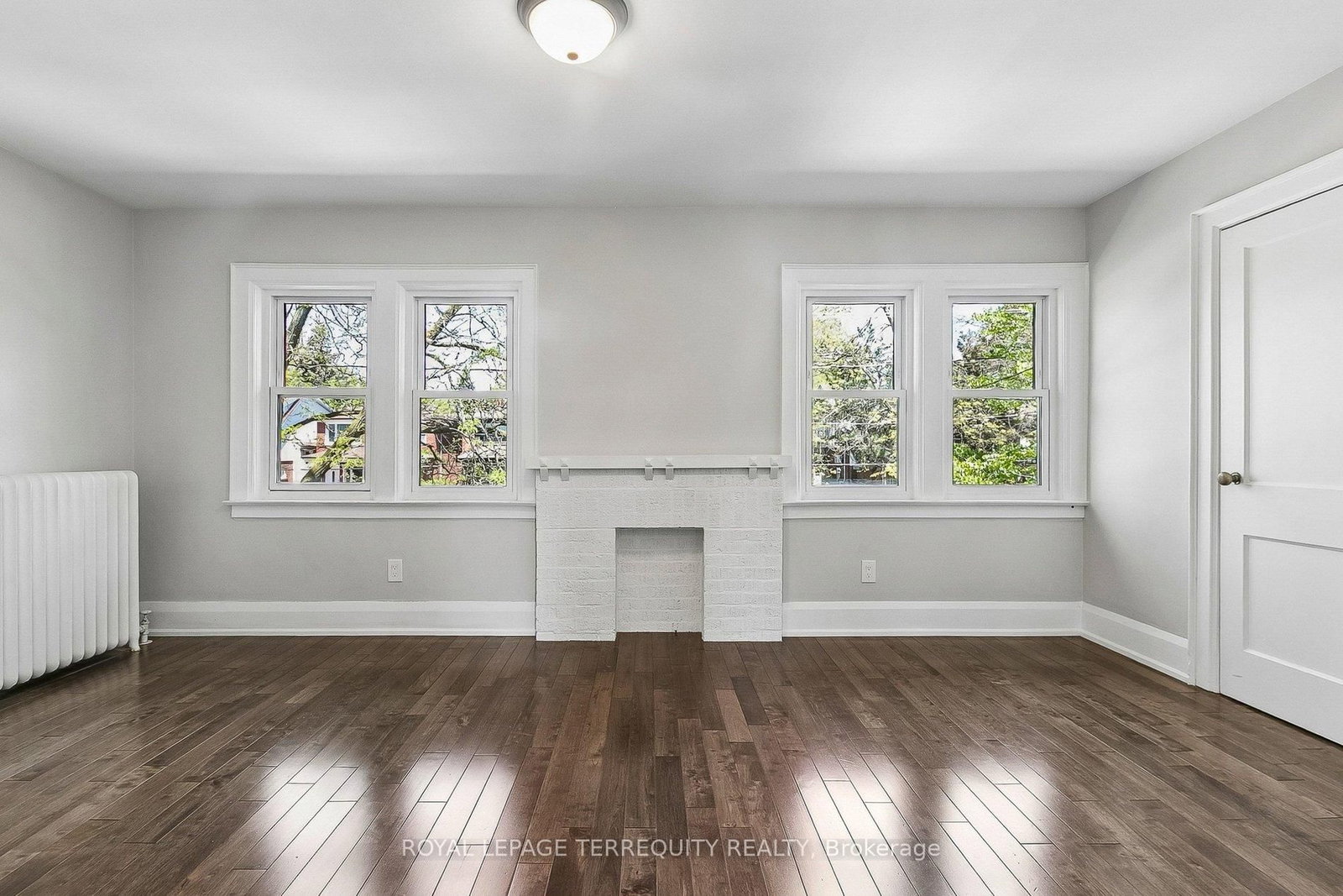 407 Annette Street • Toronto, ON photo 32