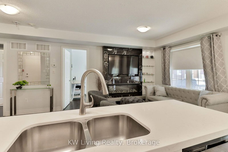 740 Neighbourhood Mississauga,ON L5B 0B4 — Photo 11