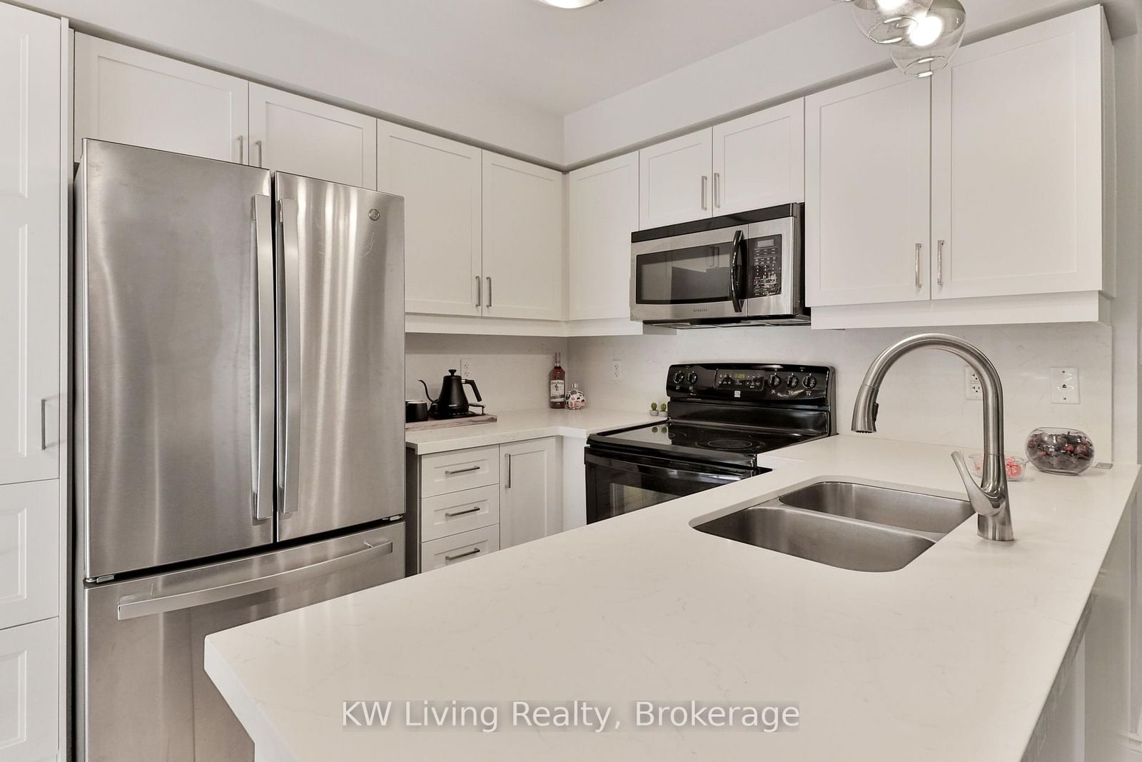 740 Neighbourhood Circle • #4 • Mississauga, ON photo 14