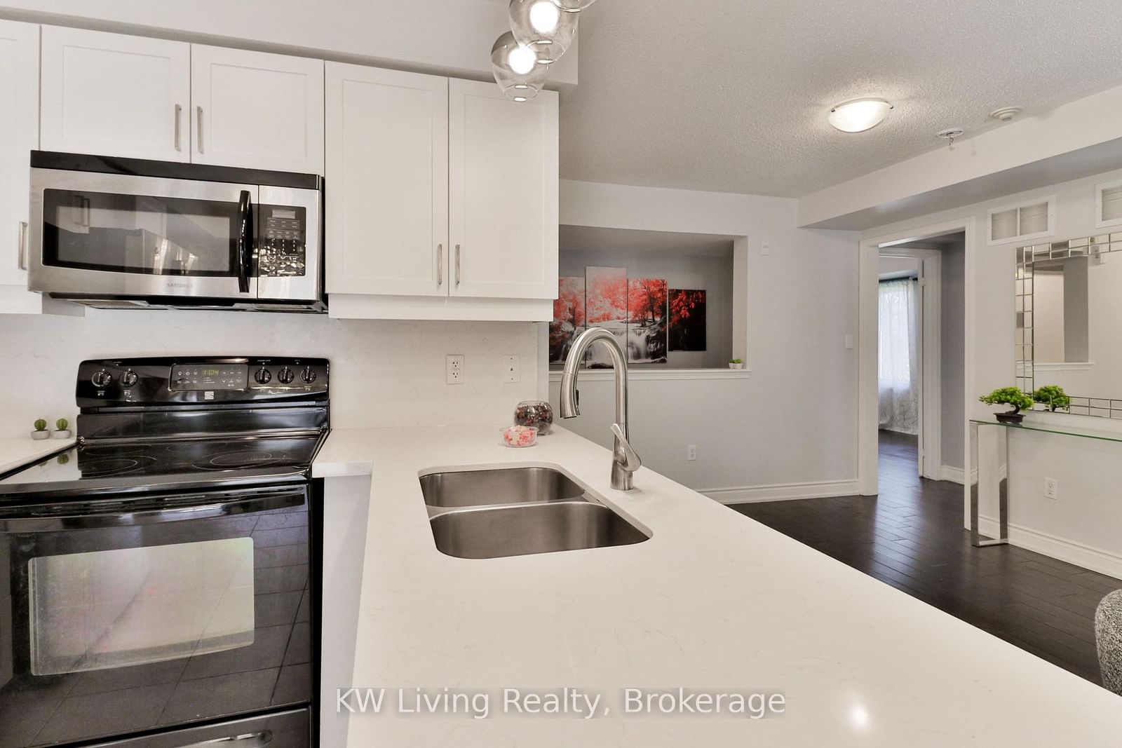 740 Neighbourhood Circle • #4 • Mississauga, ON photo 15