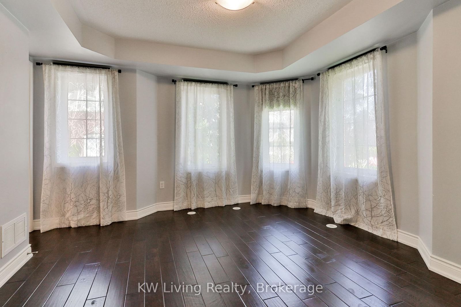 740 Neighbourhood Circle • #4 • Mississauga, ON photo 21
