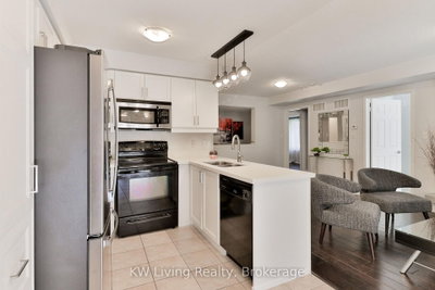 740 Neighbourhood Circle • #4 • Mississauga, ON photo 8