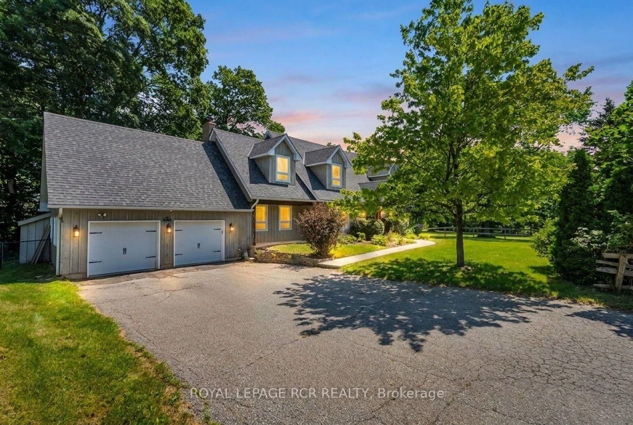 163 Confederation Street • Halton Hills, ON photo 3
