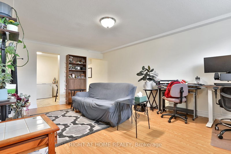 35 15 Toronto,ON M8V 3J3 — Photo 18