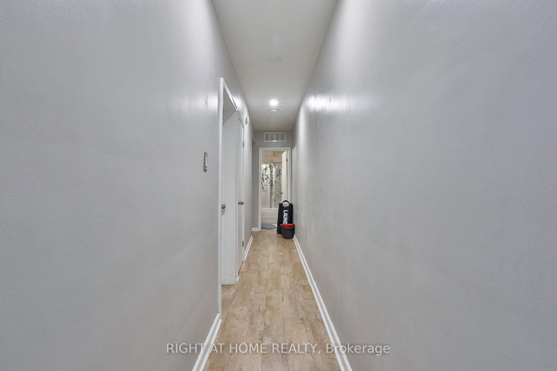 35 15 Toronto,ON M8V 3J3 — Photo 23